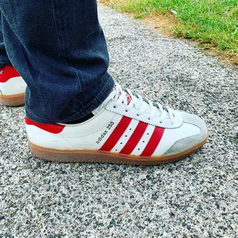 adidas shoes old school.